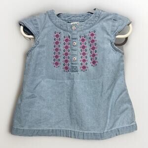 Carter’s Baby Girl Chambray Top Size 24 Months Denim Look Embroidered Sleeveless